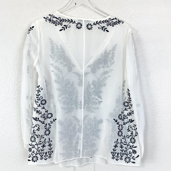 Alice + Olivia Blue/White Preston Embroidered Long Sleeve Peasant Top Size S - Picture 4 of 9